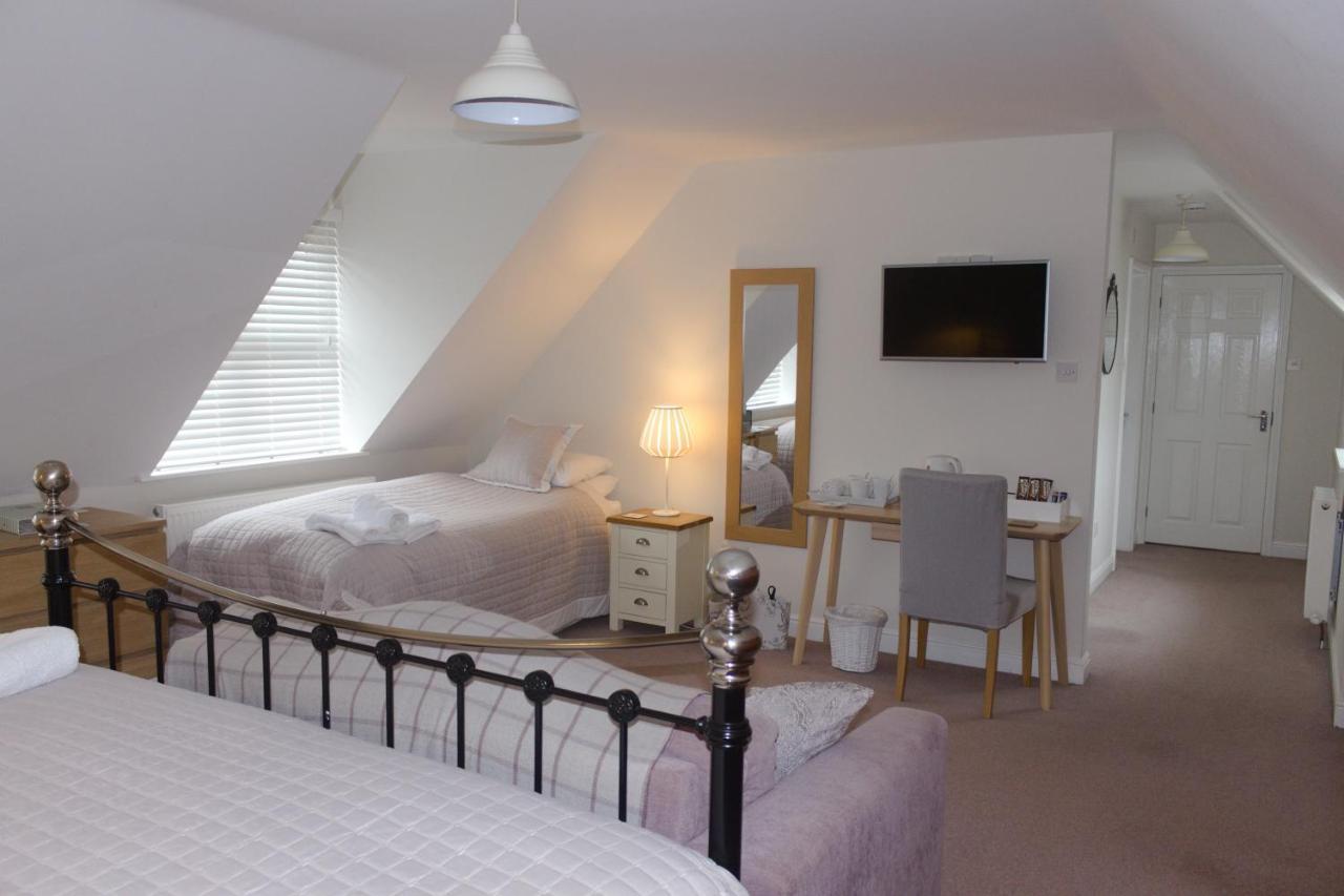 Westwood Lodge B & B Бостън Екстериор снимка